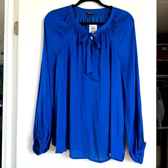 New, Unworn Torrid - Satin Tie Front Peasant Blouse - Picture 5 of 10